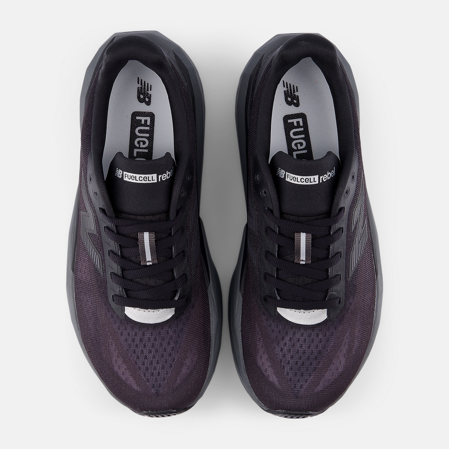 New Balance FuelCell Rebel v5, WFCXLO5