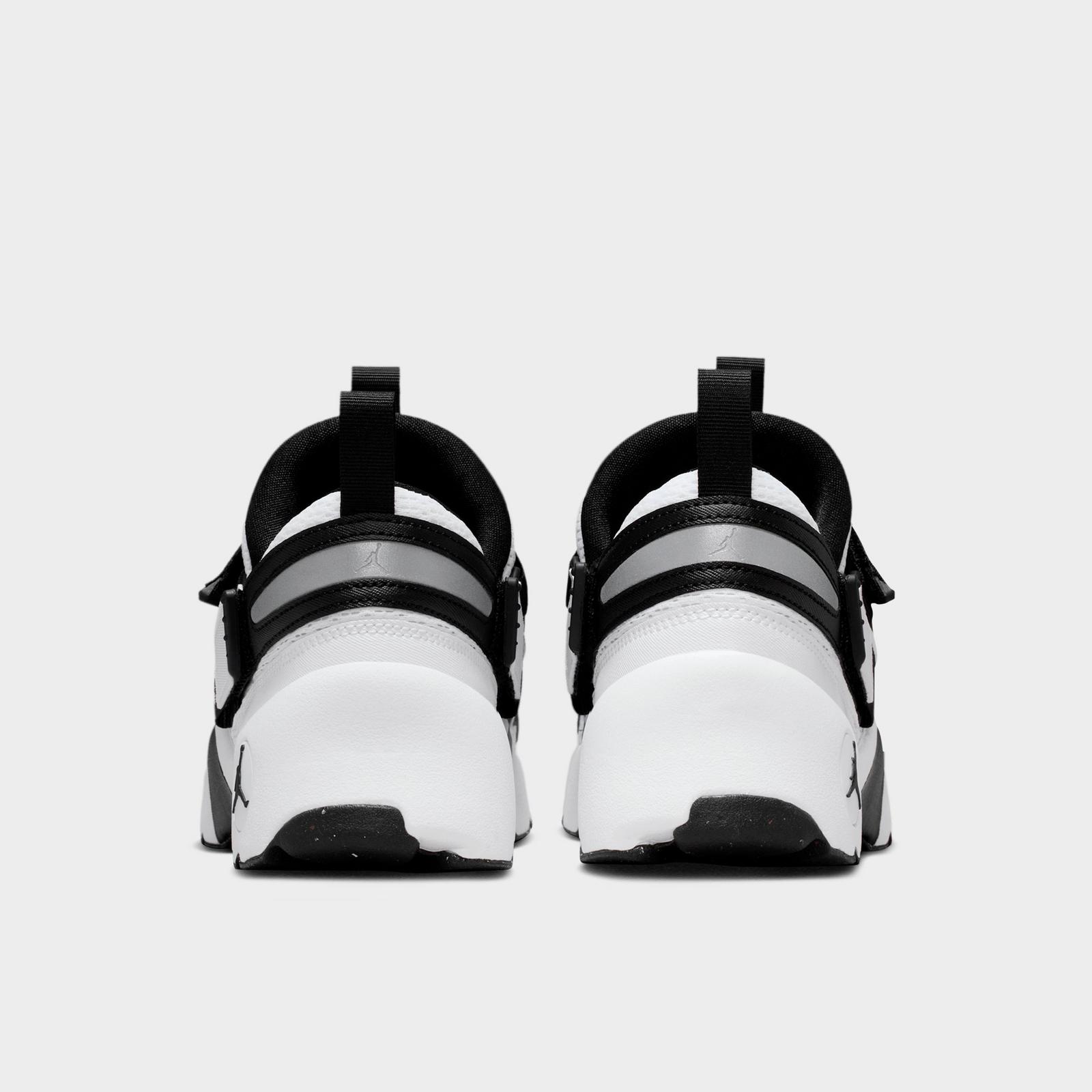 Women's Jordan Trunner LX Casual Shoes - White/Black/Reflective Silver - view 4