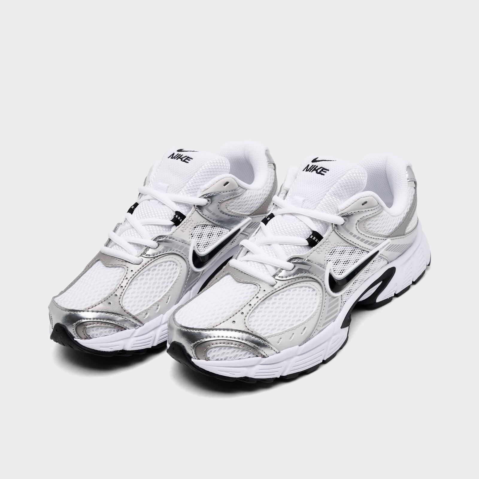 Women's Nike V5 RNR Casual Shoes - White/Vast Grey/Metallic Silver/Black