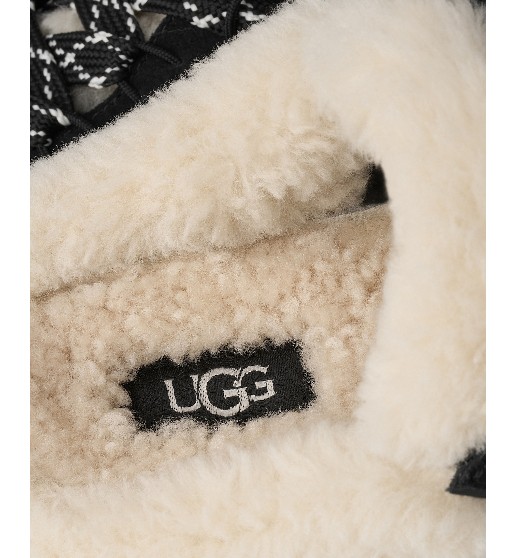 UGG® Women's Lowmel Round Toe Mule Clogs - Black