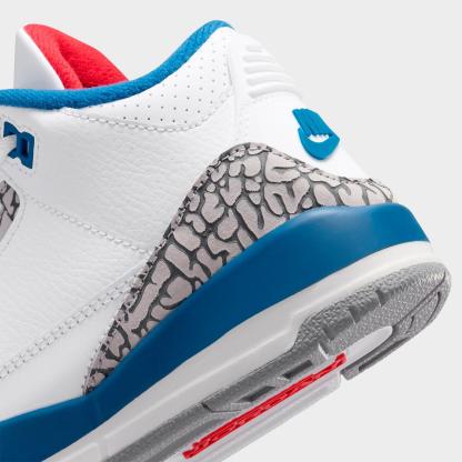 Little Kids' Air Jordan Retro 3 Basketball Shoes - Sail/Black/University Red/Pale Ivory/Palomino - view 3