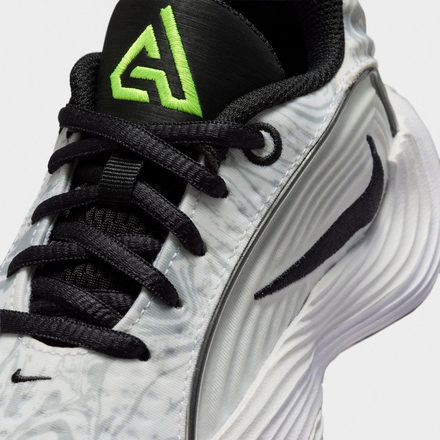 Little Kids' Nithtke Giannis Immortality 5 Basketball Shoes - White/Off White/Light Smoke Grey/Metallic Silver - Detail shot