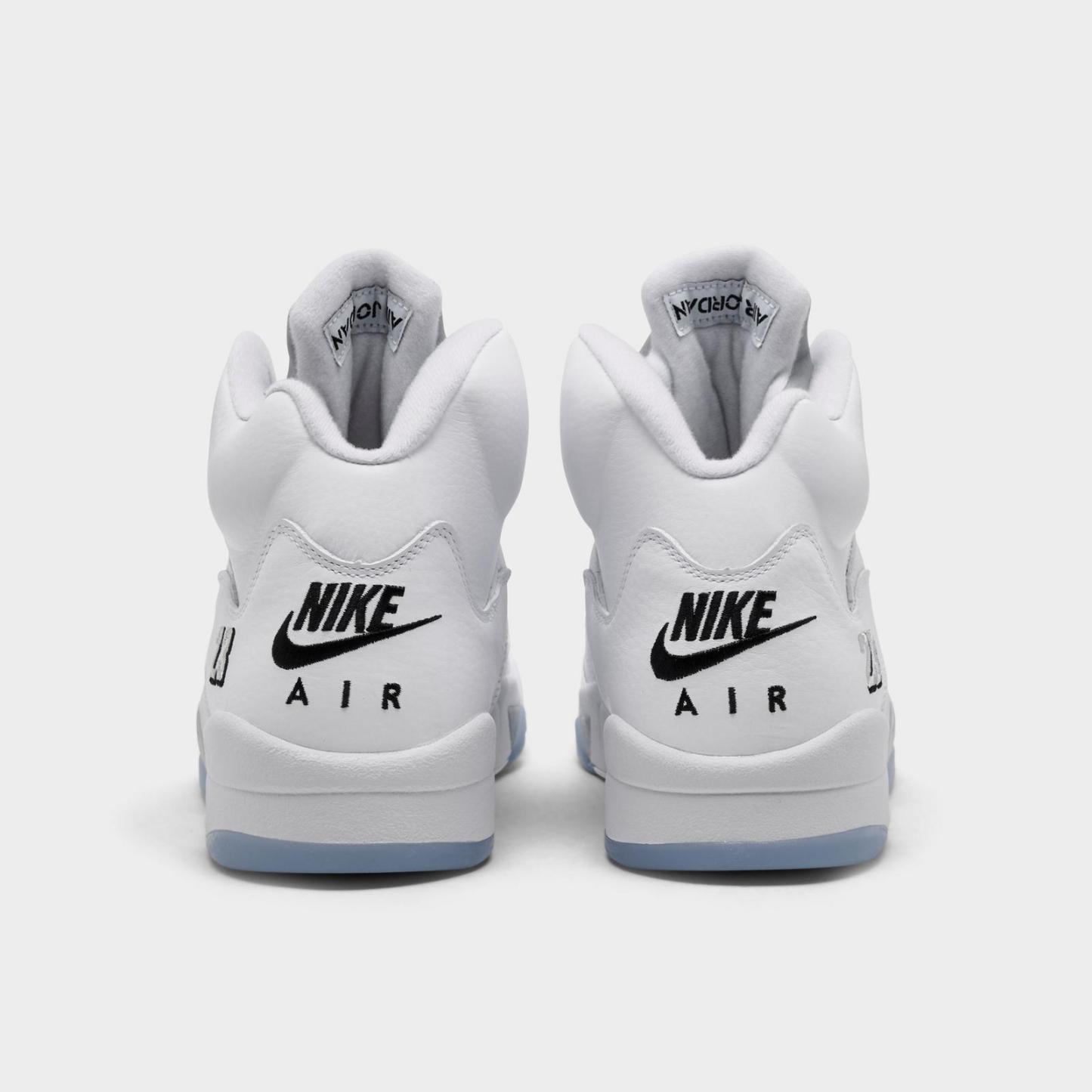 Men's Air Jordan Retro 5 Basketball Shoes - White/Metallic Silver/Black - view 4