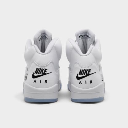 Men's Air Jordan Retro 5 Basketball Shoes - White/Metallic Silver/Black - view 4