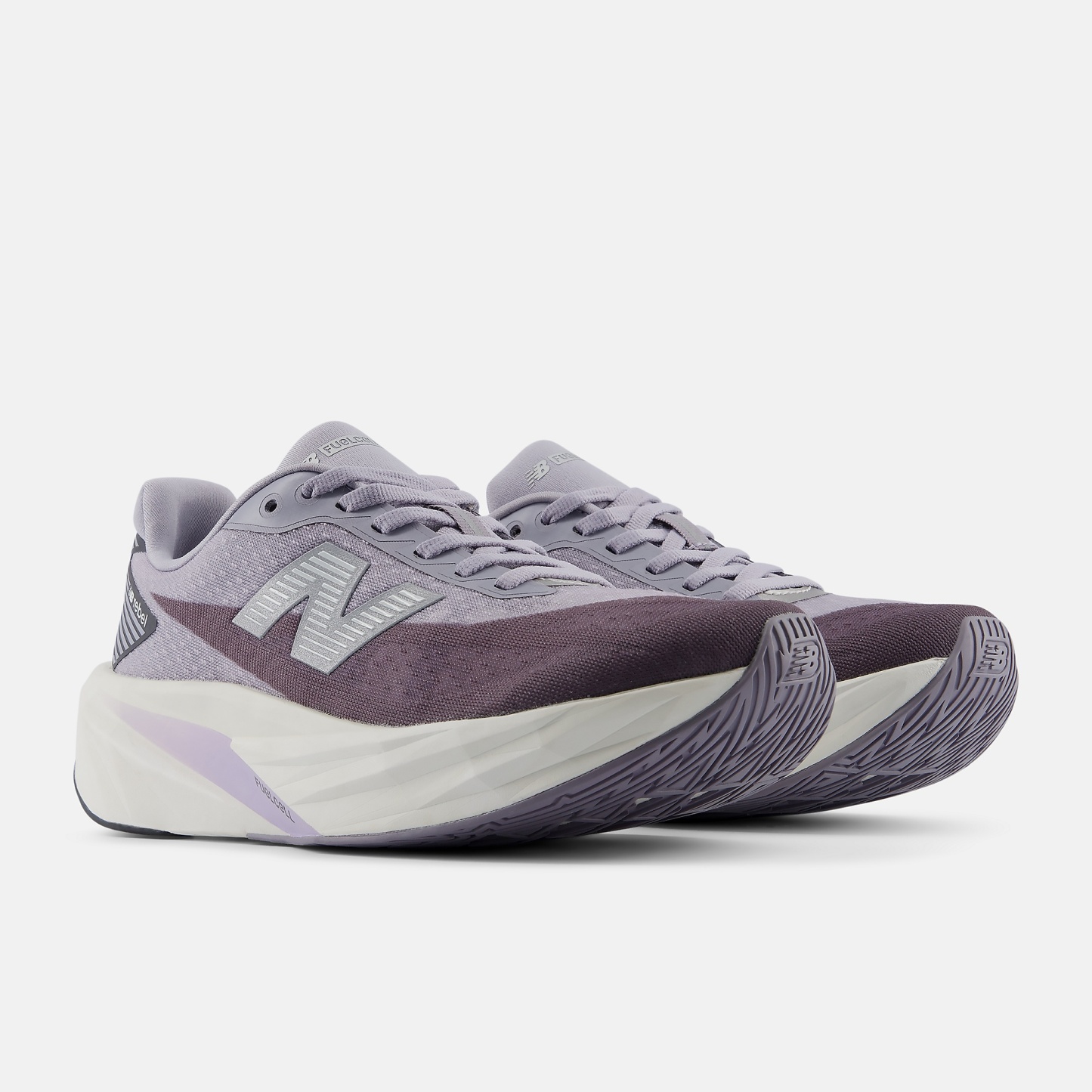 New Balance FuelCell Rebel v5, WFCX906