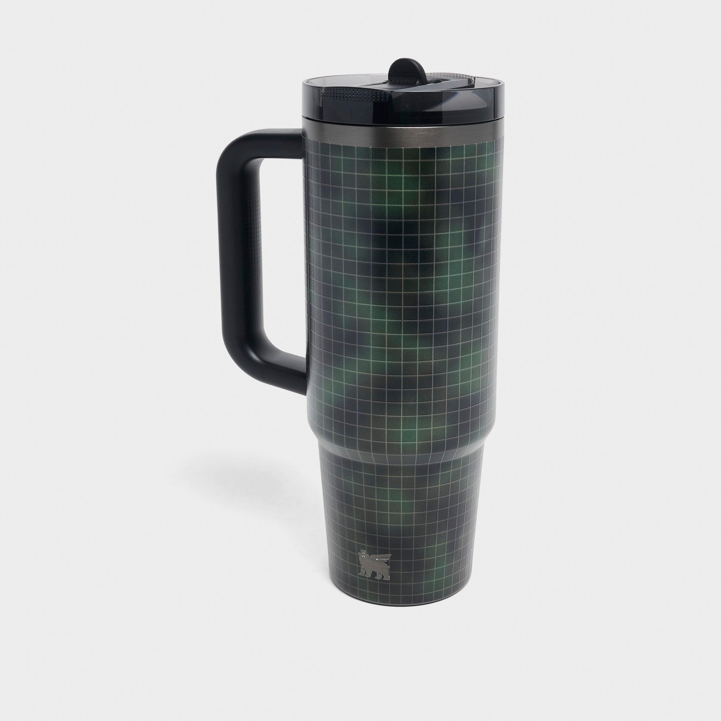 Stanley x Caitlin Clark Quencher ProTour Flip Straw Tumbler (30 oz) - Dried Pine Blur