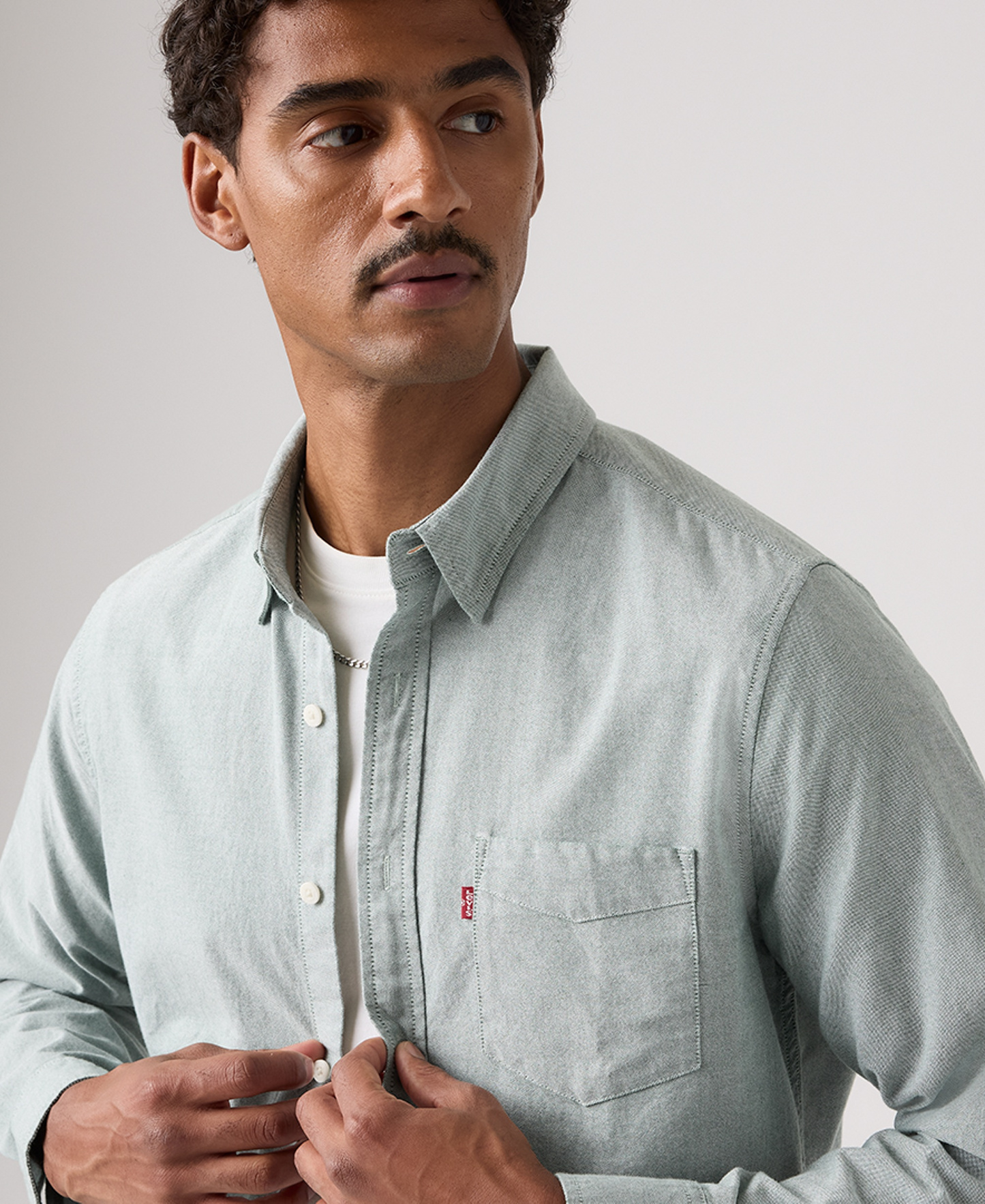Levi's Men's Classic Pocket Regular-Fit Long-Sleeve Shirt - Dusty Mint