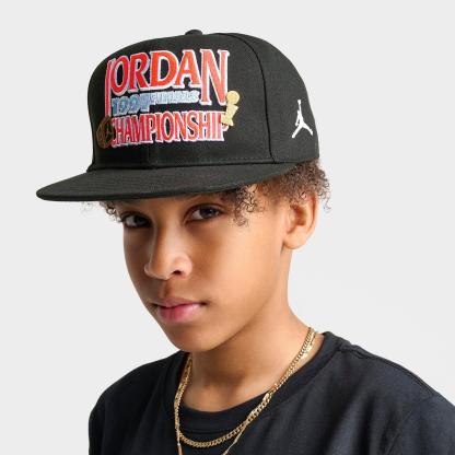 Jordan AJ6 1991 Finals Pro Snapback Hat - Black - view 1