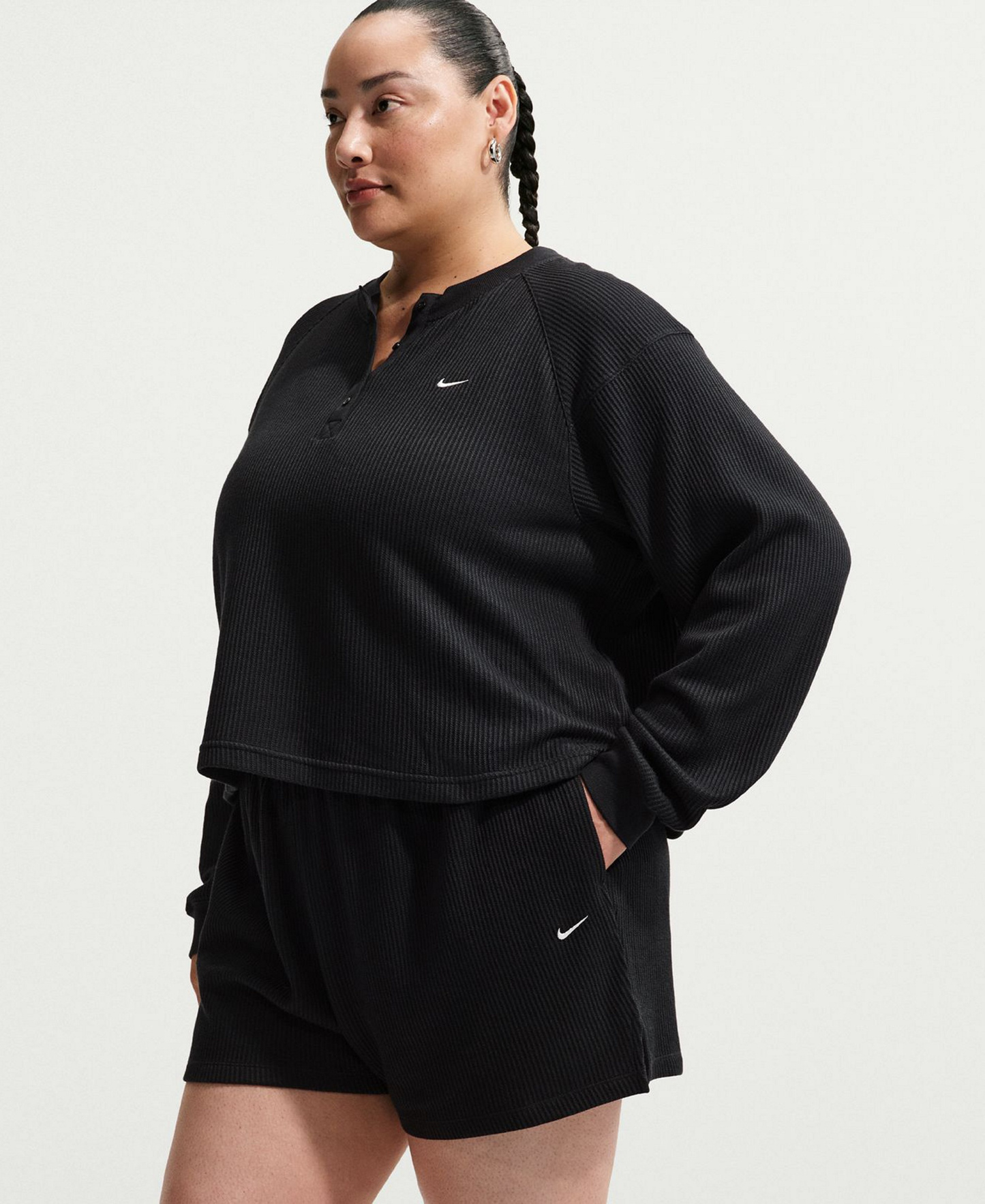 Nike Women's Sportswear Chill Waffle Loose Mid-Rise Shorts - Black/Sail