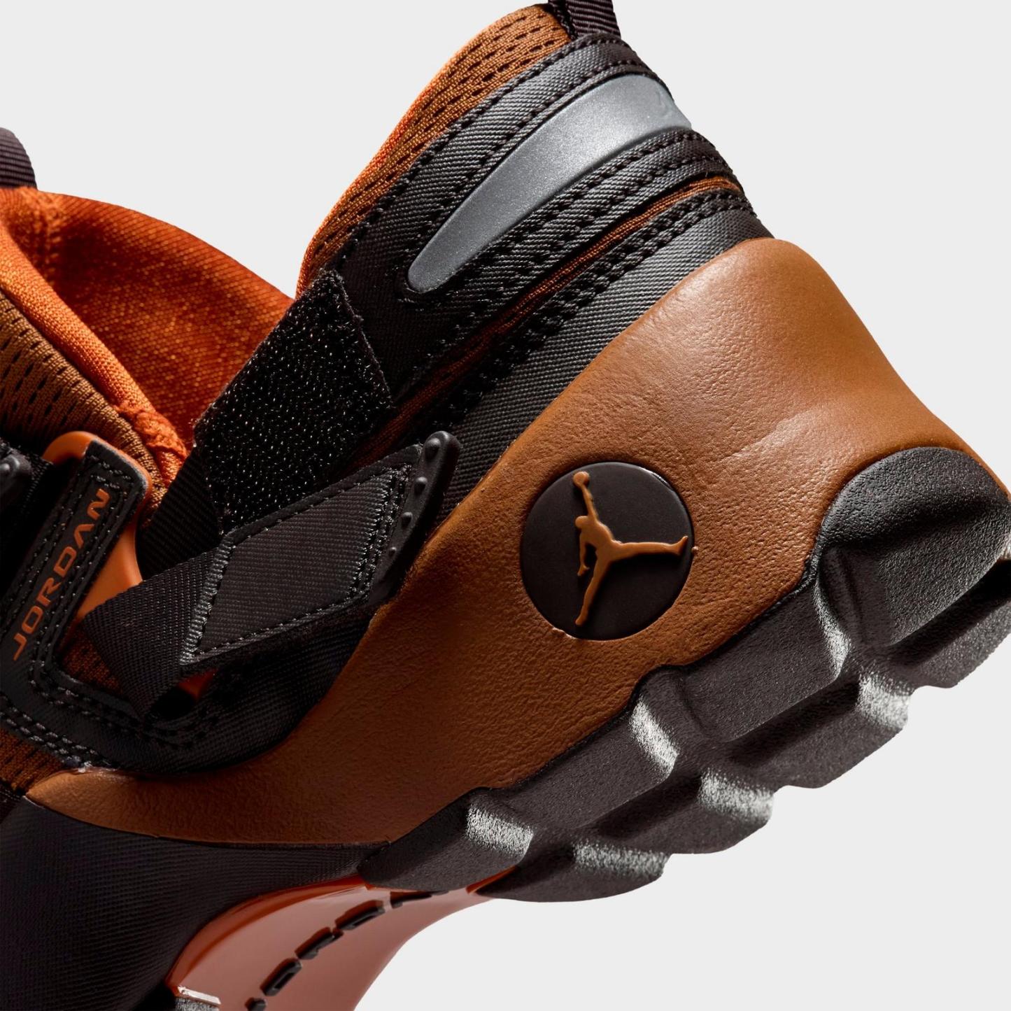 Women's Jordan Trunner LX Casual Shoes - Light British Tan/Reflective Silver/White/Desert Orange - view 3