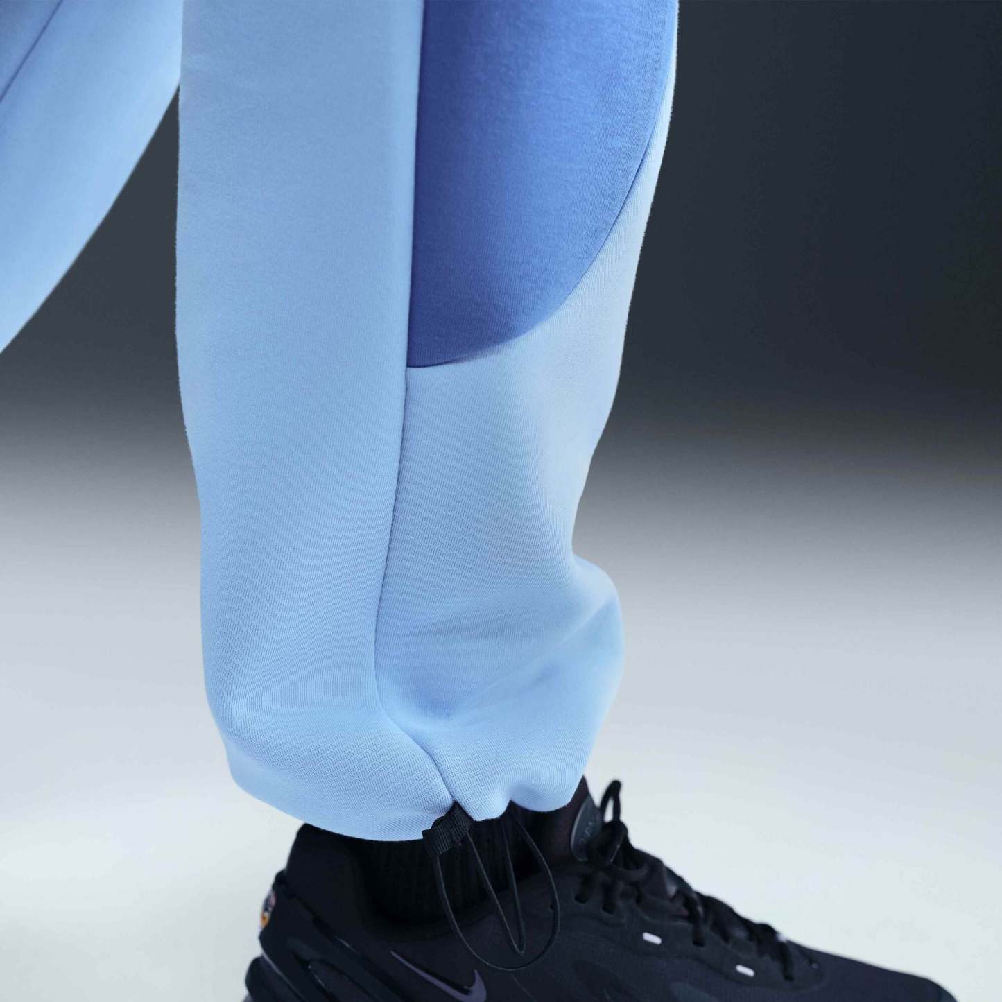 Nike Tech Men's Colour-Block Open-Hem Fleece Trousers - Aluminium/Comet Blue/Black