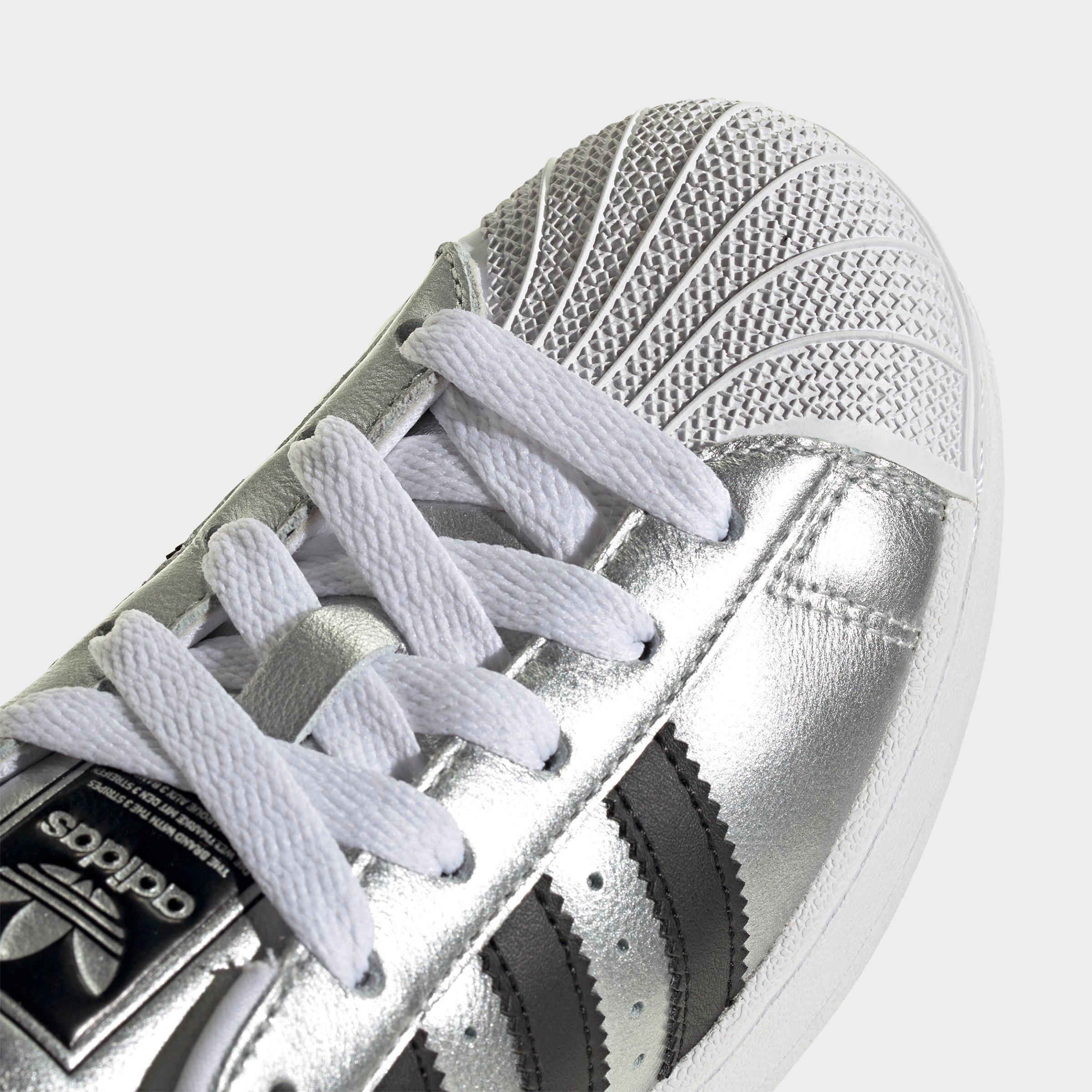 Big Kids' adidas Originals Superstar II Casual Shoes - Silver Metallic/Core Black/Silver Metallic - Detail shot