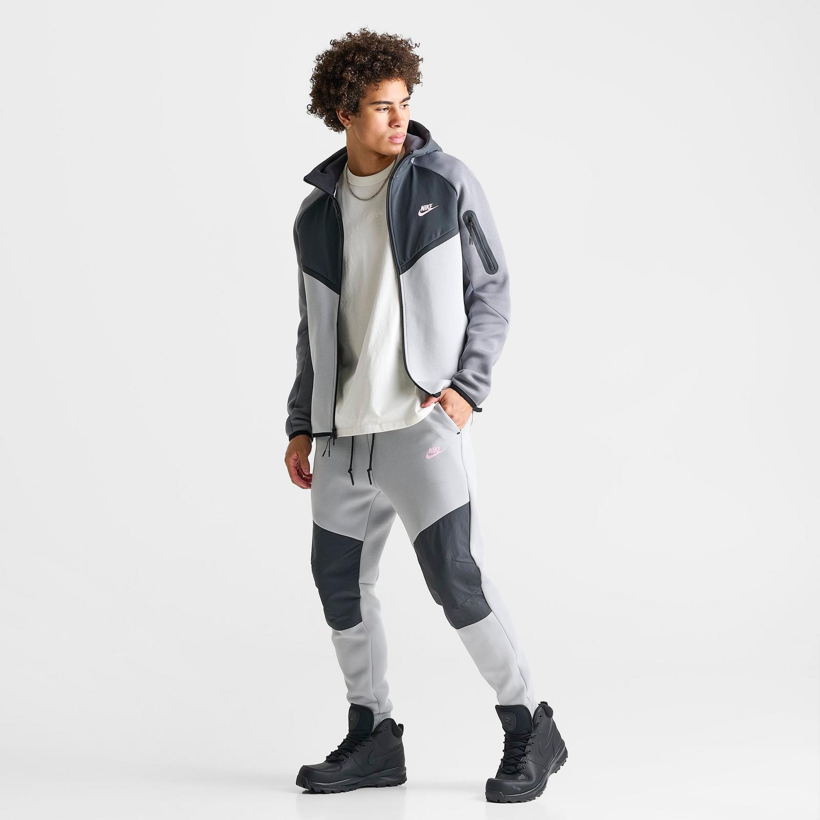 Men's Nike Sportswear Tech Fleece Jogger Pants - Light Smoke Grey/Anthracite/Pink Foam