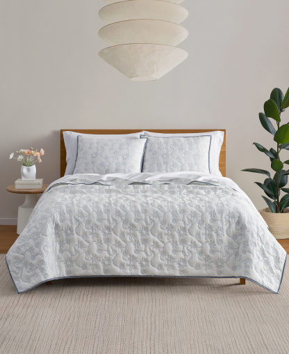 UGG® Botanic 2-Piece Quilt Set, Twin/Twin XL - Snow, Lilac