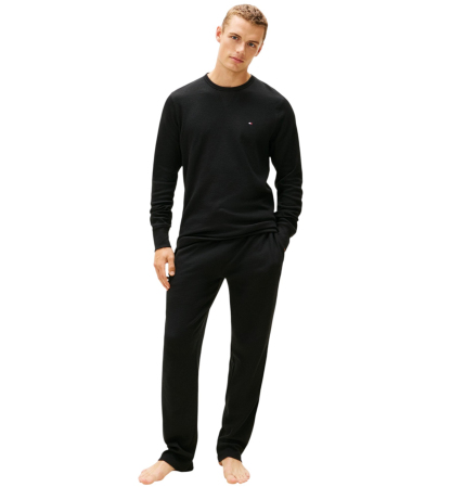 Tommy Hilfiger Men's Core Flag Long-Sleeve Crewneck Cotton Pajama T-Shirt - Black