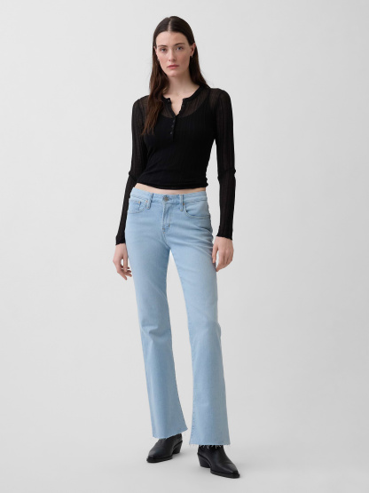 Low Rise Long & Lean Split-Hem Jeans - Light indigo