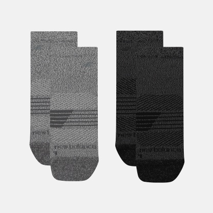 New Balance Pro Training Cushion QTR Socks 2 Pack, LAS25142AS