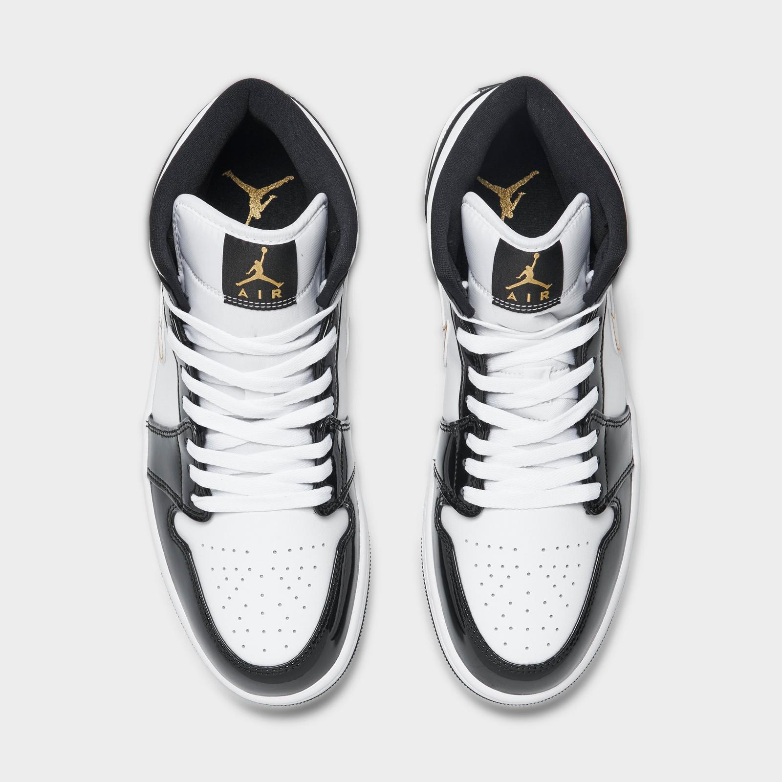 Men's Air Jordan Retro 1 Mid SE Casual Shoes - Black/Metallic Gold/White - view 5