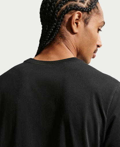 Nike Men's Swoosh Logo Crewneck T-Shirt - Black/Photon Dust
