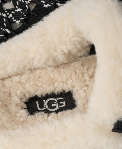 UGG® Women's Lowmel Round Toe Mule Clogs - Black