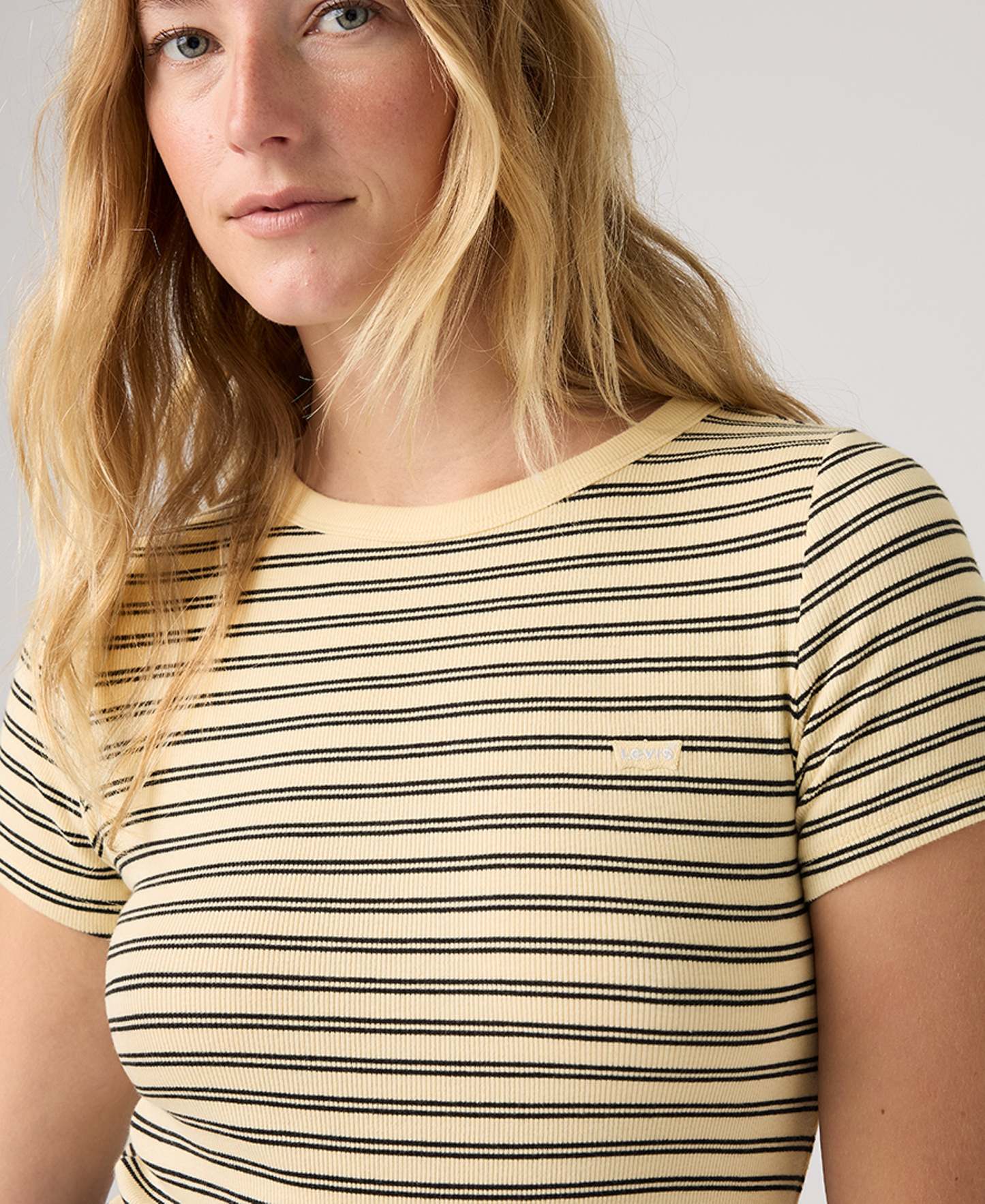 Levi's Women's Hayes Slim-Fit Short-Sleeve Crewneck T-Shirt - Kayleen St