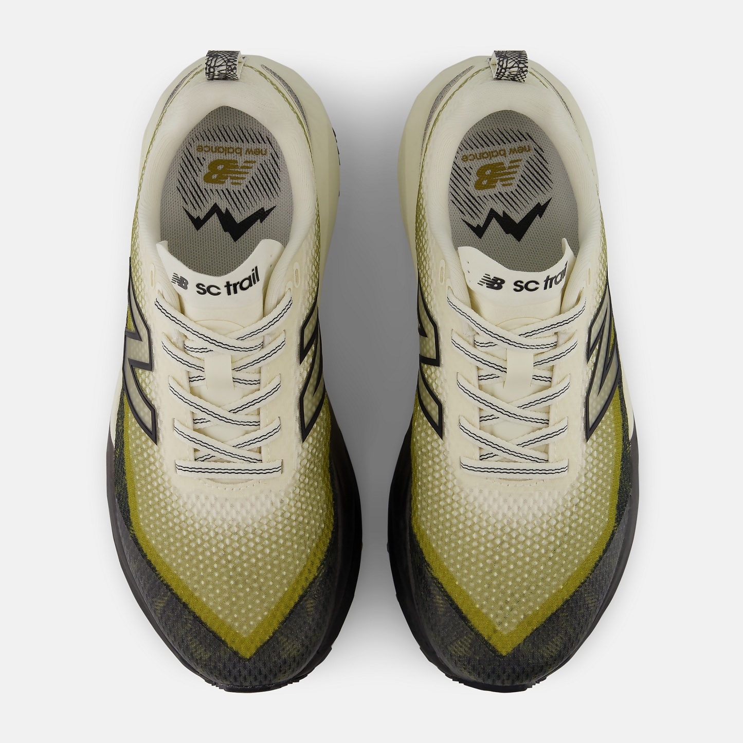 New Balance FuelCell SuperComp Trail v2, WTRX491