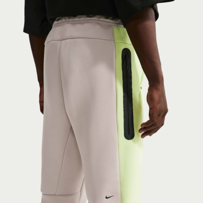 Nike Tech Men's Colour-Block Open-Hem Fleece Trousers - Cream II/Light Liquid Lime/Black