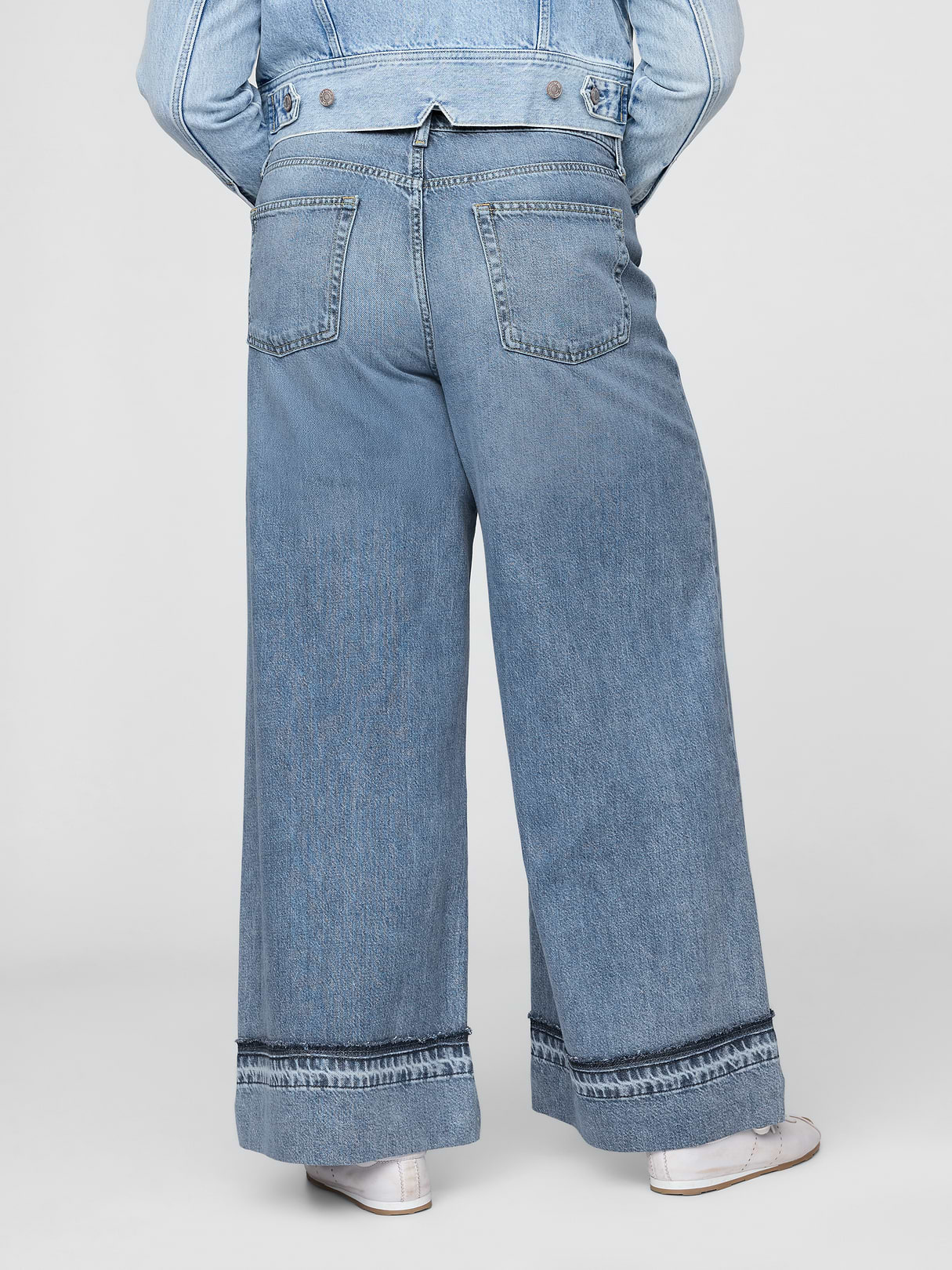 Mid Rise Denim Stripe Baggy Jeans - Medium wash