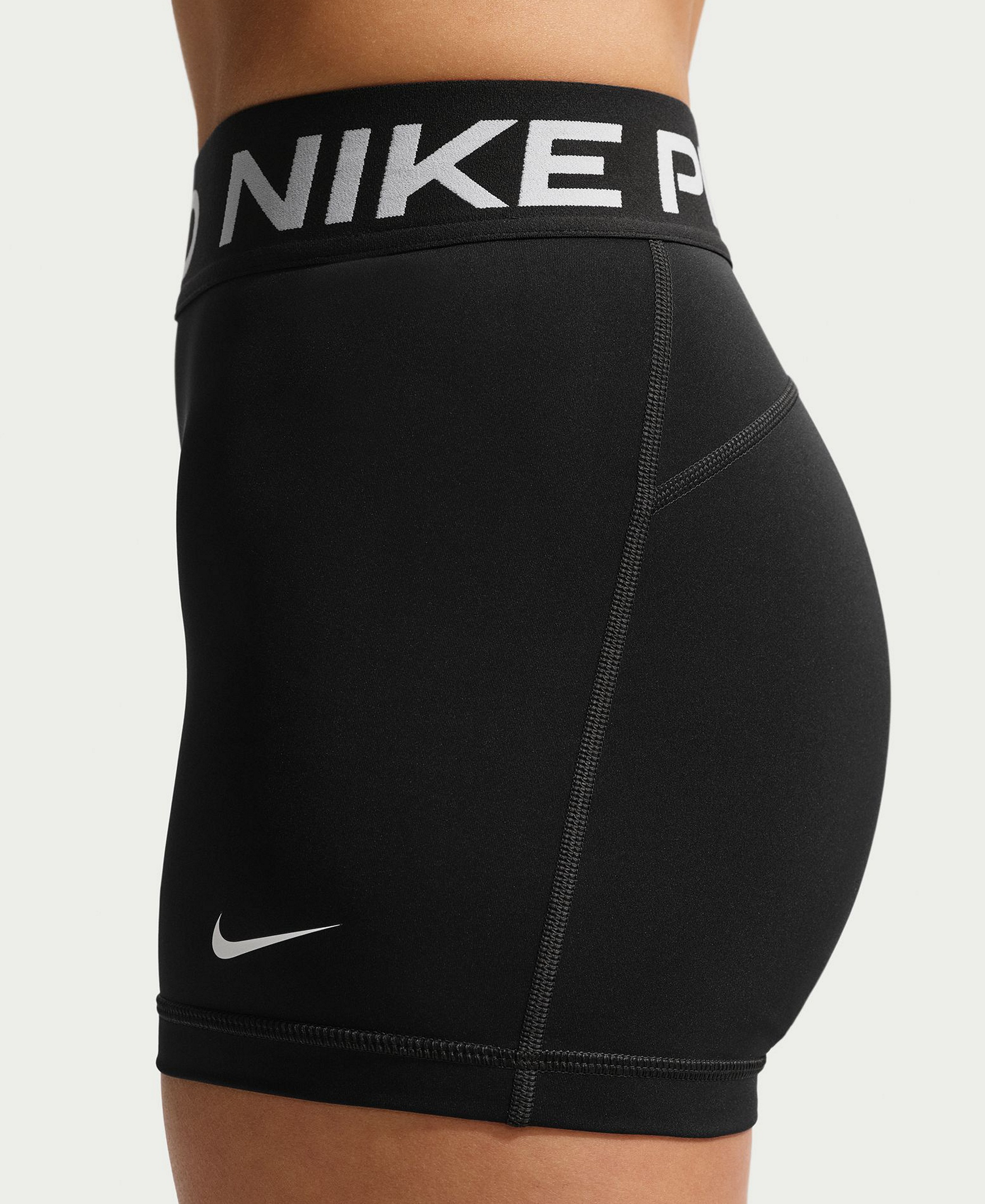 Nike Women's Mid-Rise Biker Shorts - Black/white