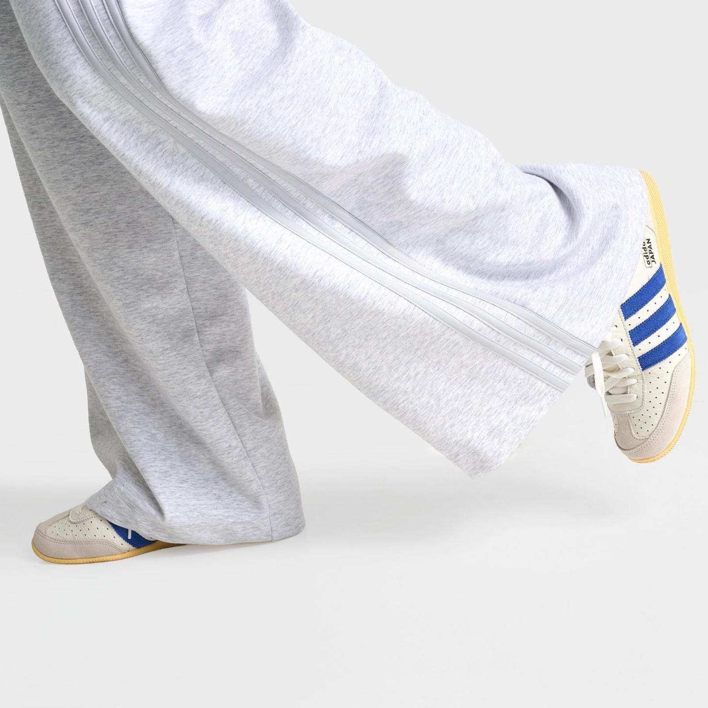 Women's adidas Originals Wide-Leg Sweatpants - Light Grey Heather - view 6