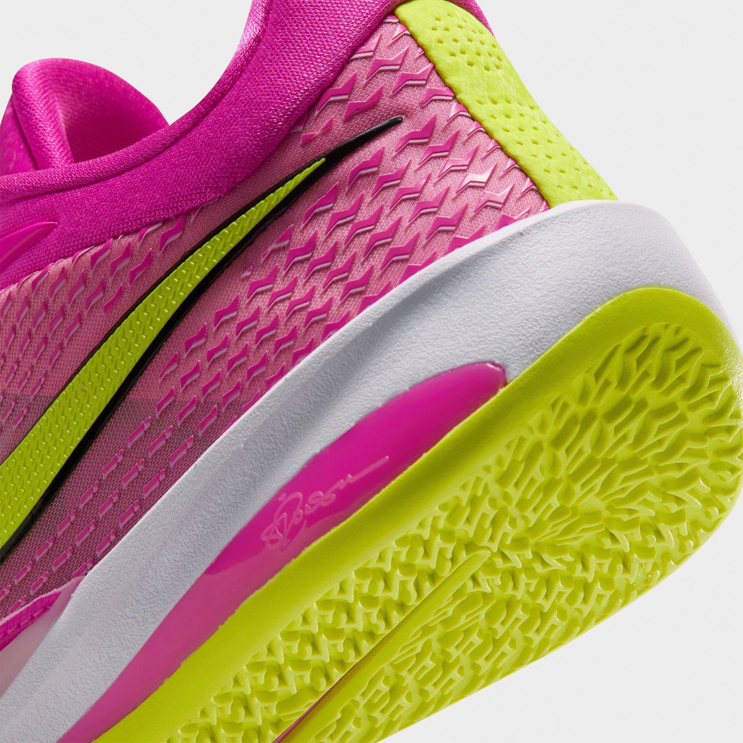 Nithtke Sabrina 4 Basketball Shoes - Desert Pink/Lemon Venom/Pink Rise/Shadow Brown/Sail - Detail shot