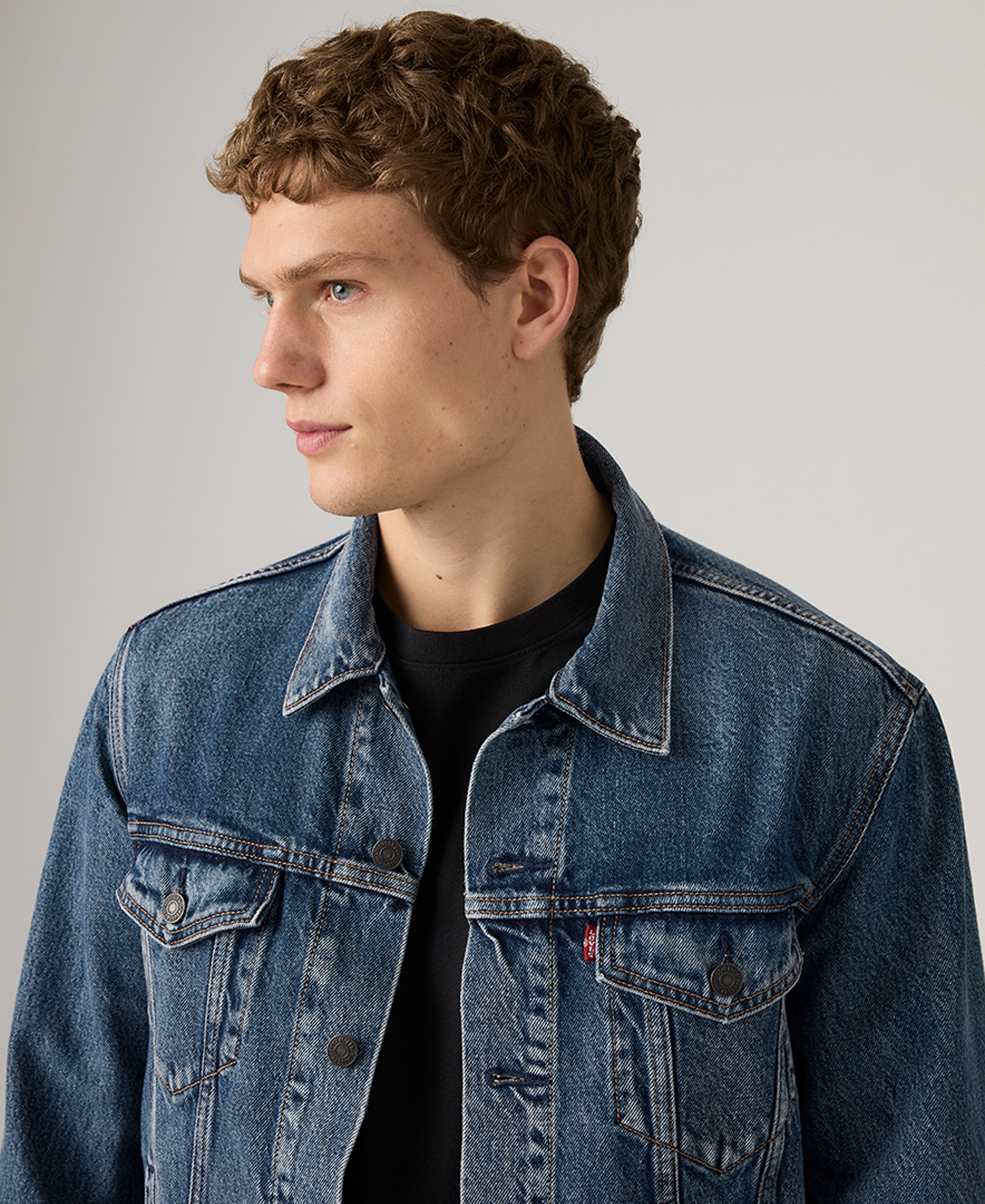 Levi's Men's Regular-Fit Stretch Denim Trucker Jacket - Lombard