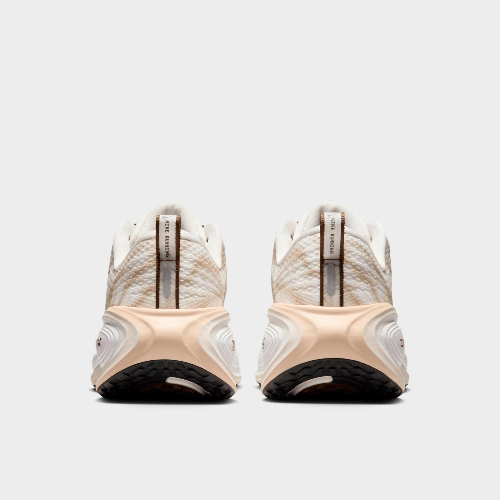 Women's Nike Vomero Plus Running Shoes - Summit White/Dark Hazel/Sanddrift/Metallic Gold