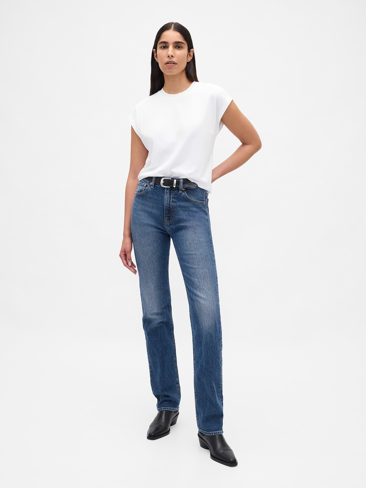 High Rise '90s Slim Straight Jeans - Medium wash