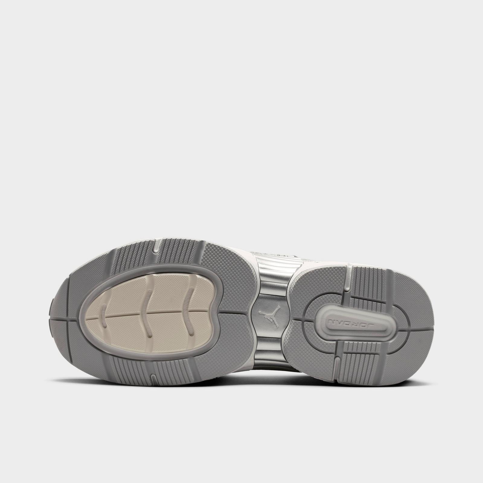 Women's Jordan Trunner O/S Casual Shoes - Swan/Wolf Grey/Reflect Silver/Summit White - view 6
