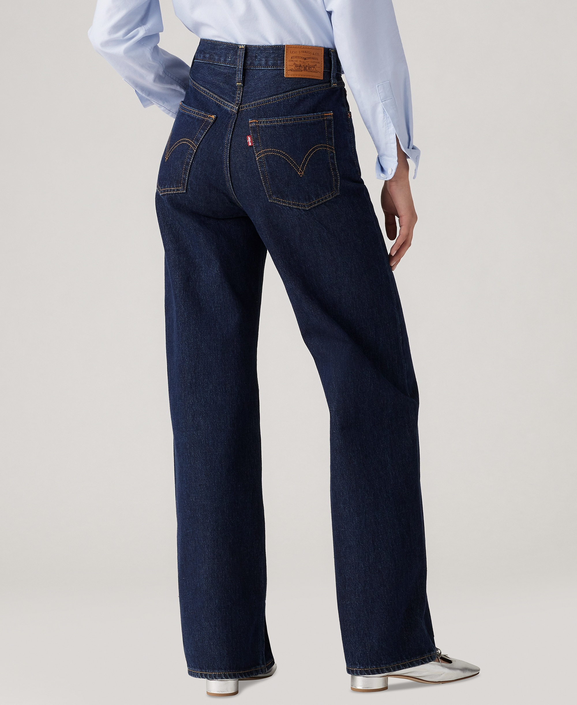 Levi's Premium Women's Ribcage Wide-Leg Jeans - Shaded View