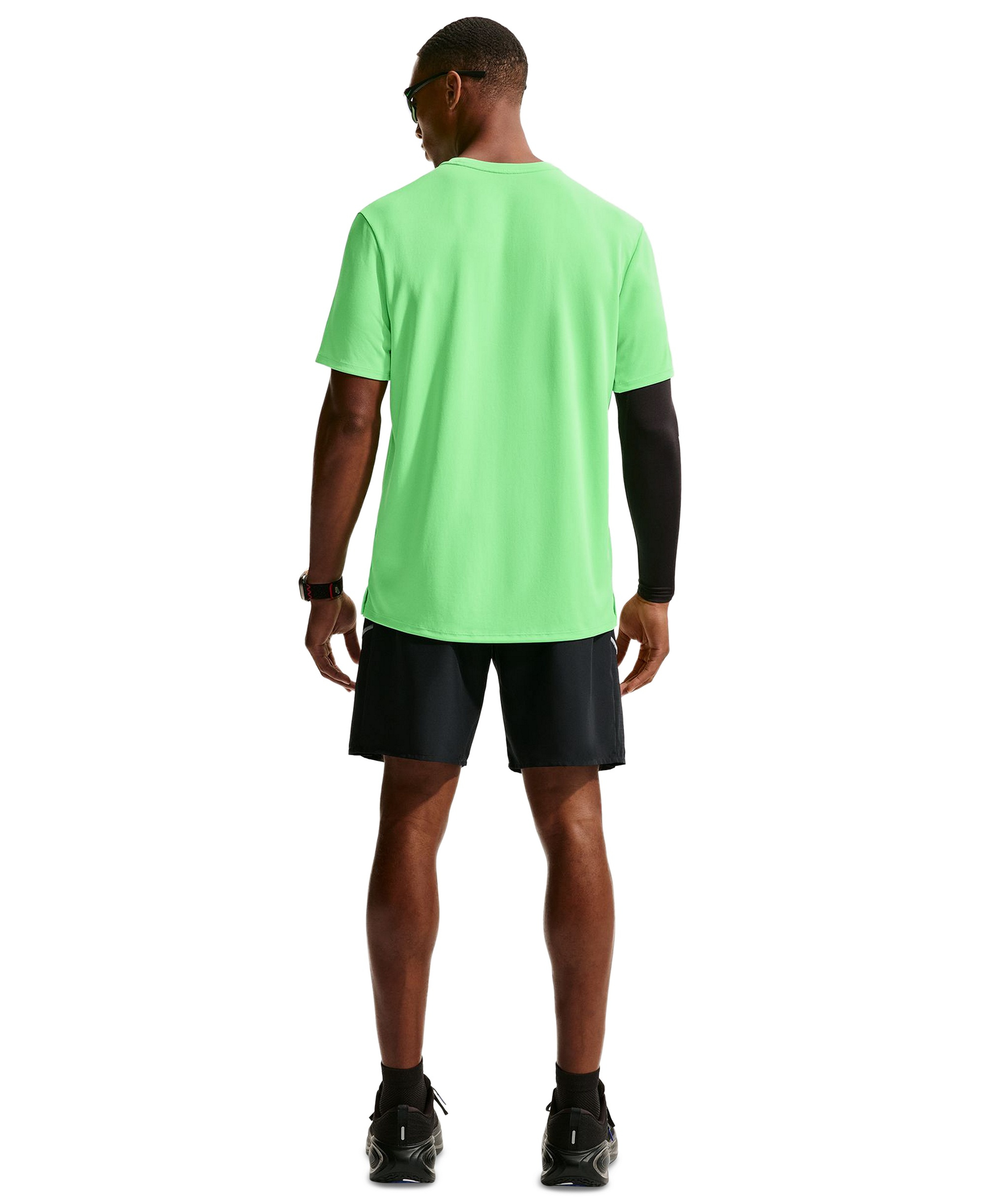 Nike Men's Miler Dri-FIT Running T-Shirt - Illusion Green/Reflective Silver
