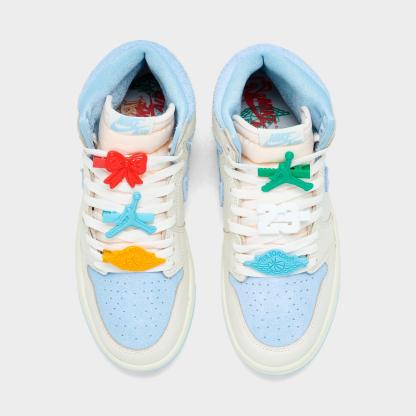 Women's Air Jordan Retro 1 High OG Casual Shoes - Pale Ivory/Psychic Blue/Coconut Milk - view 5