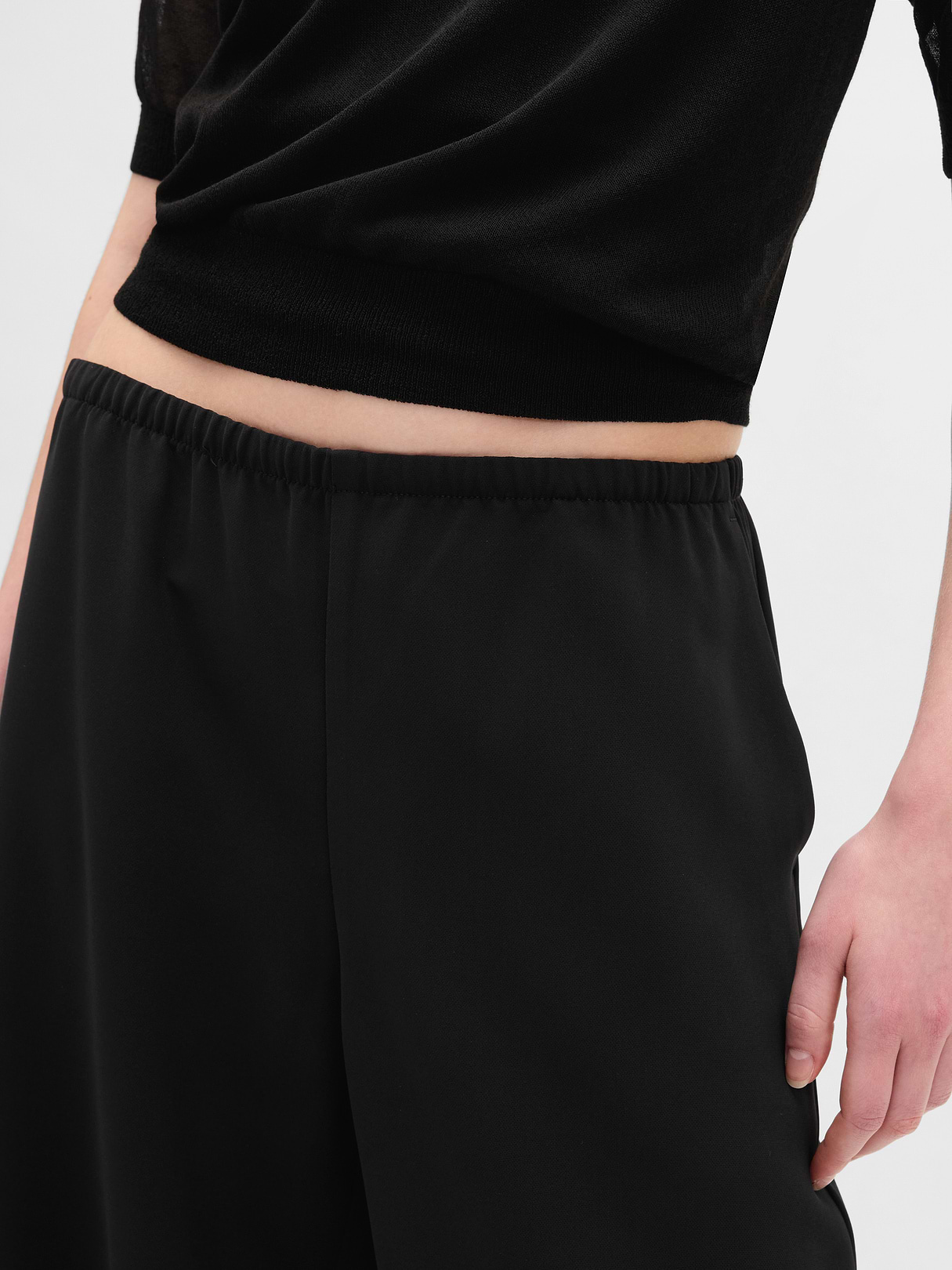 Easy Wide-Leg Pants - Black