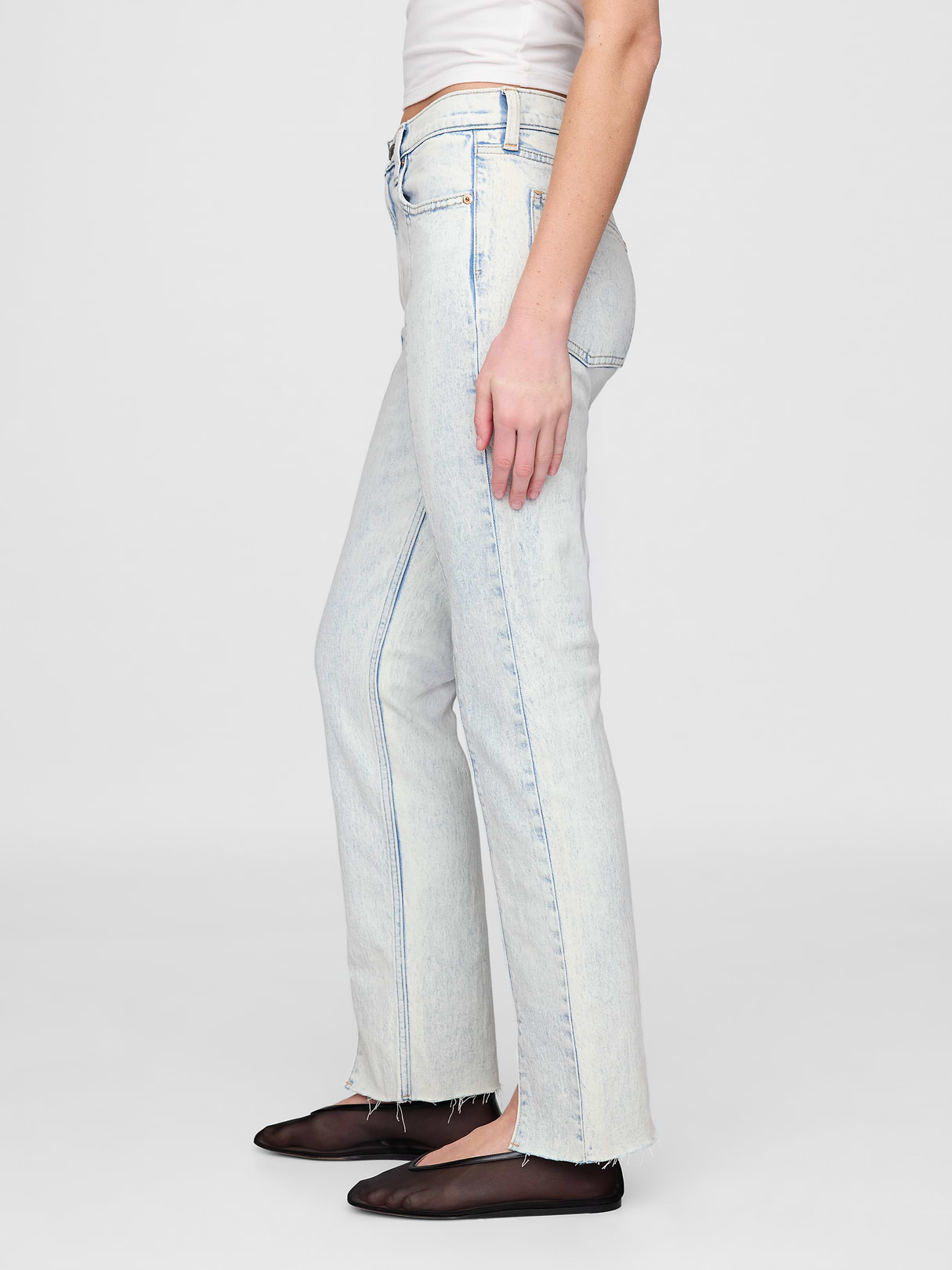 High Rise Twisted-Seam '90s Slim Straight Jeans - Seamed acid wash