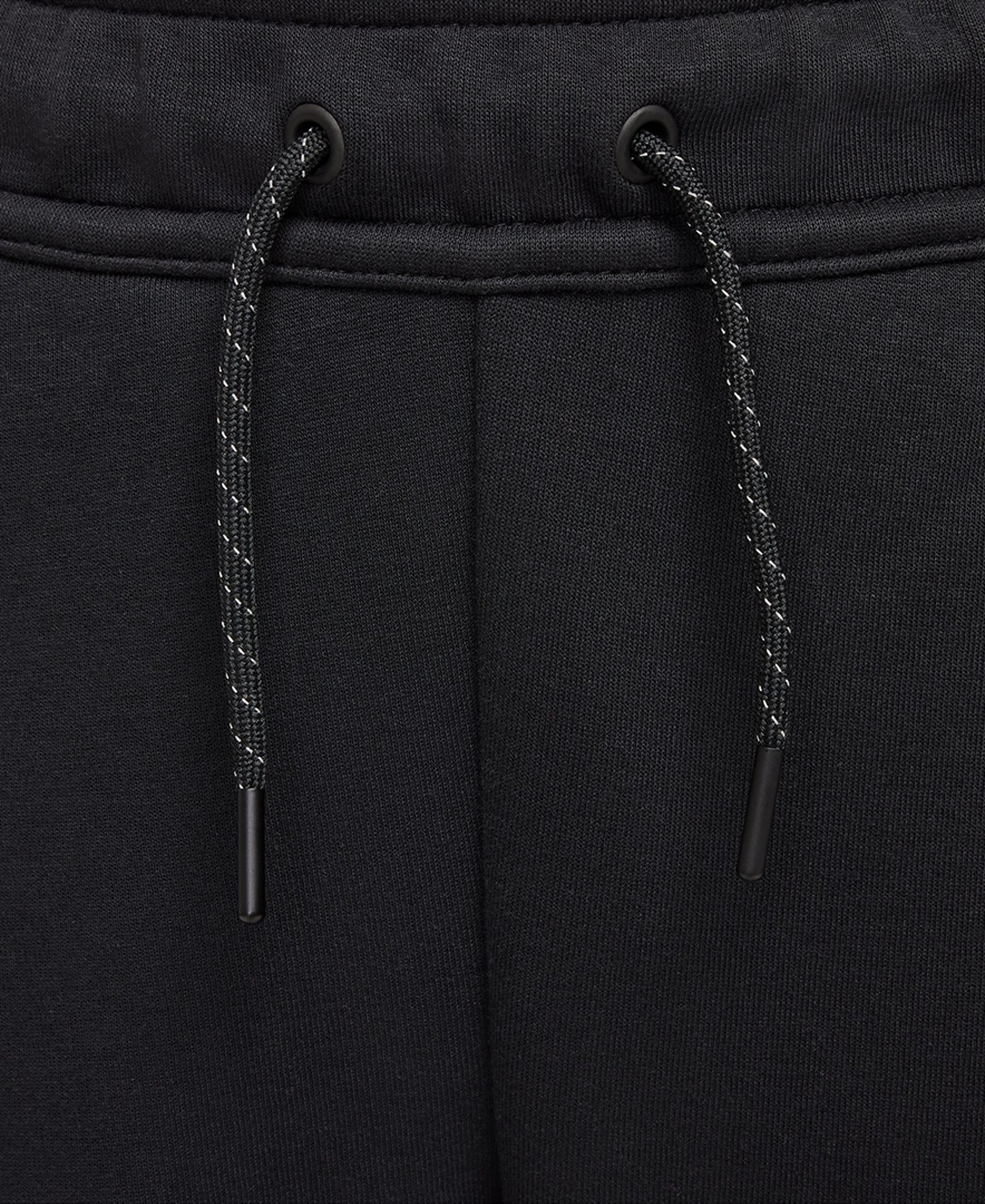 Nike Boys' and Girls' 7-20 Sportswear Tech Fleece Jogger Pants - Black