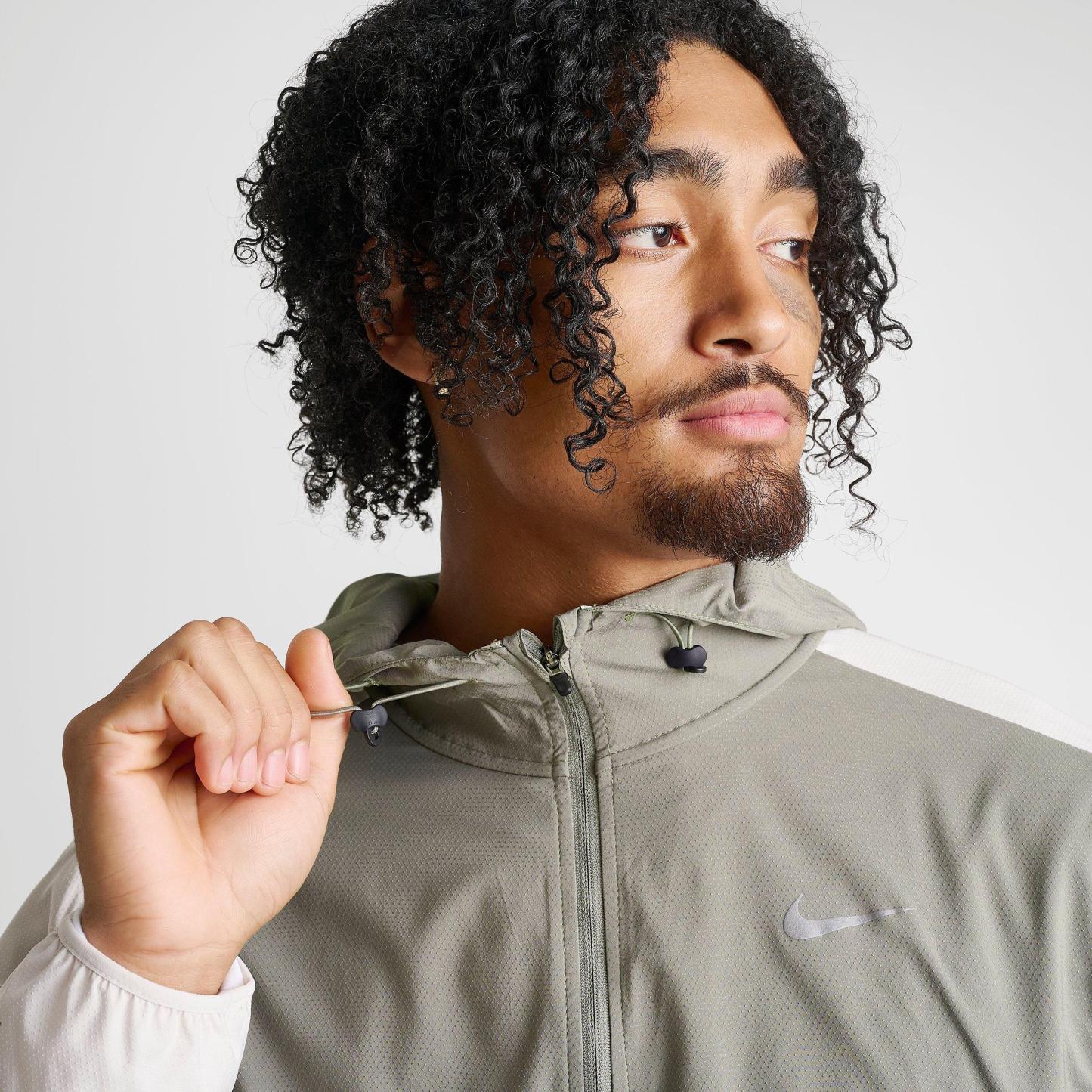 Men's Nithtke Impossibly Light Windrunner Running Jacket - Light Bone/Dark Stucco/Light Bone