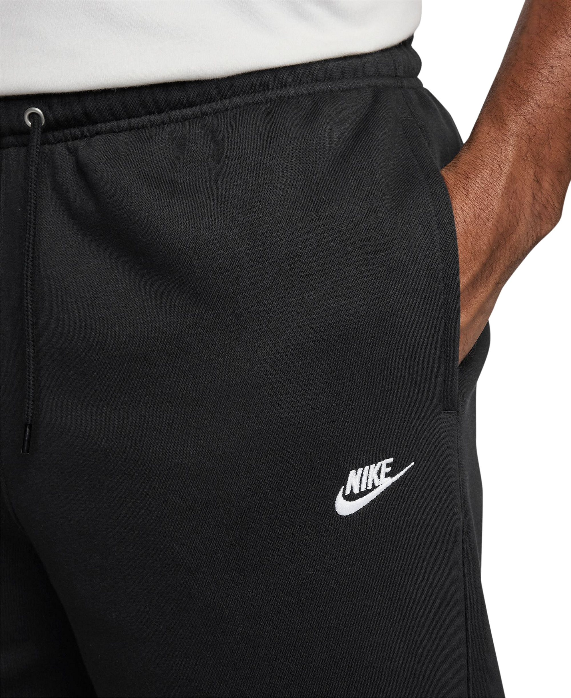 Nike Club Men's Brushed Fleece Open Hem Pants - Black