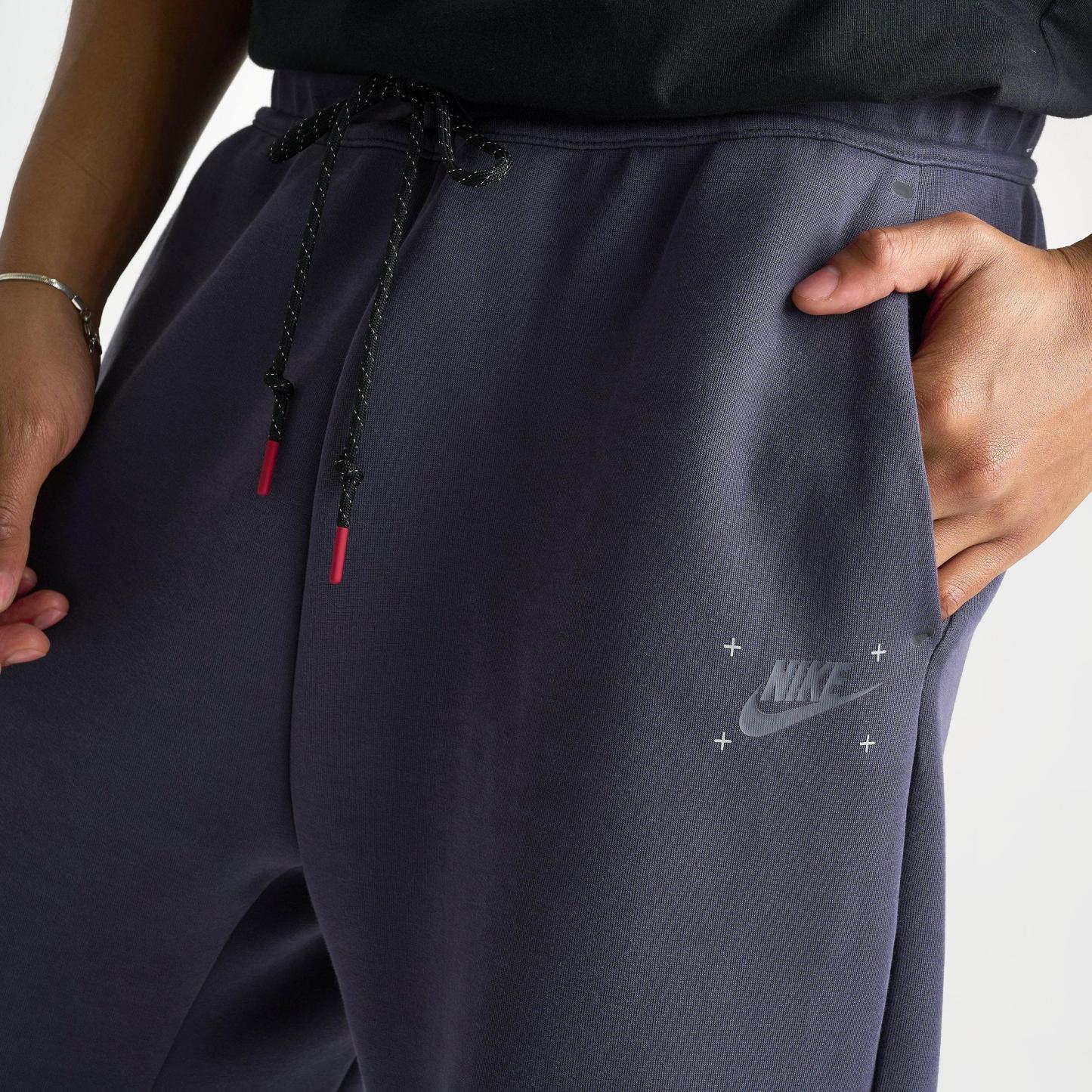 Men's Nithtke Tech Fleece Windrunner Graphic Jogger Pants - Gridiron/Black