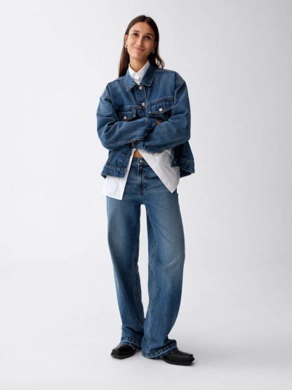 Low Rise '90s Loose Jeans - Medium wash