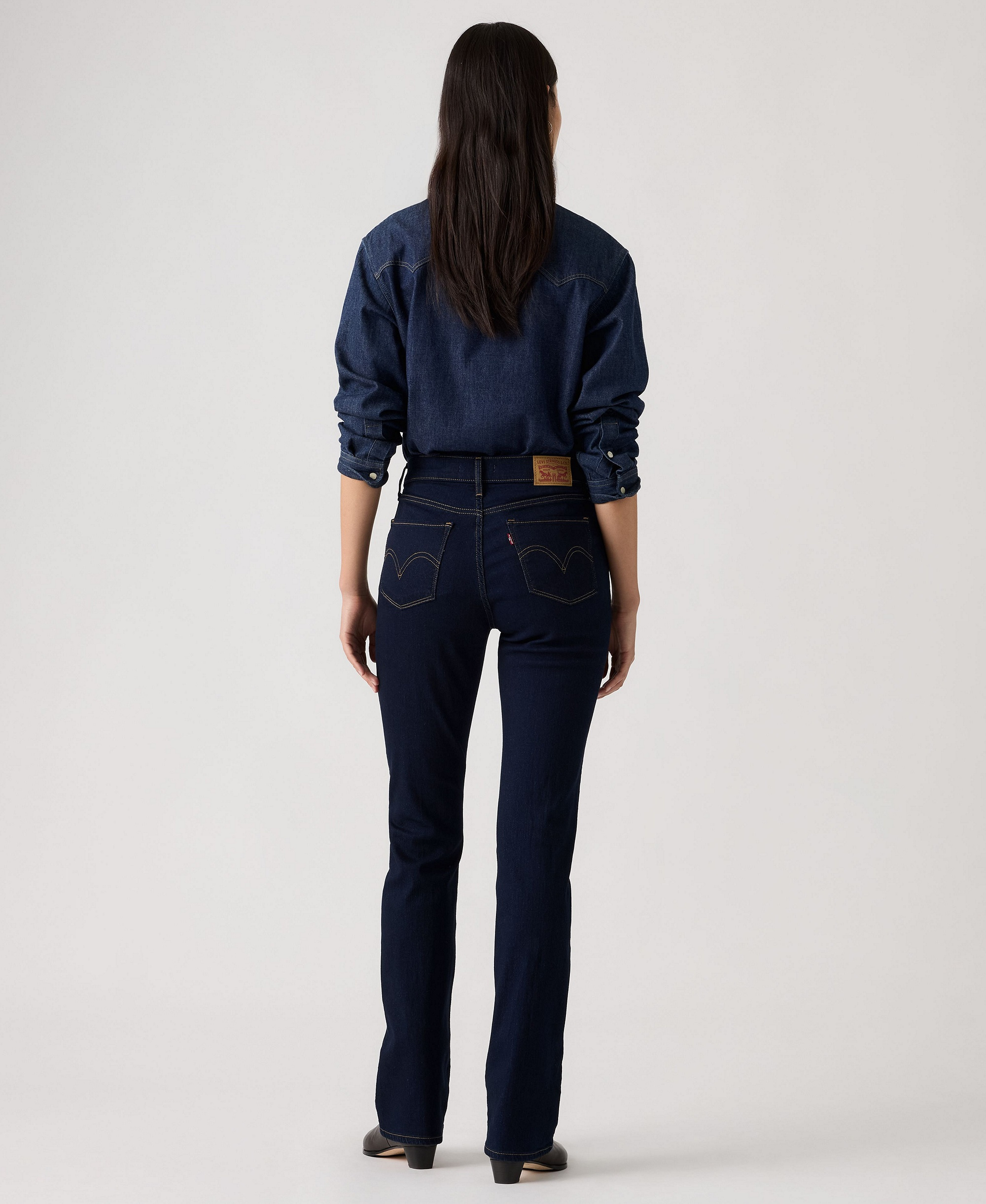 Levi's Women's Casual Classic Mid Rise Bootcut Jeans - Darkest Sky