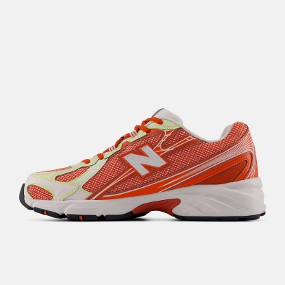 New Balance 740, U7403P9