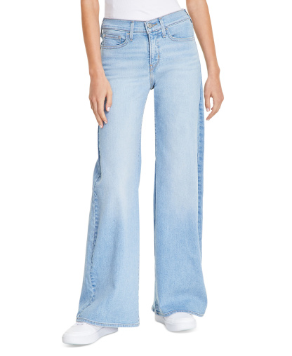 Levi's Women's 318 Shaping Stellar-Stretch Wide-Leg Jeans in short length - Tall Glass
