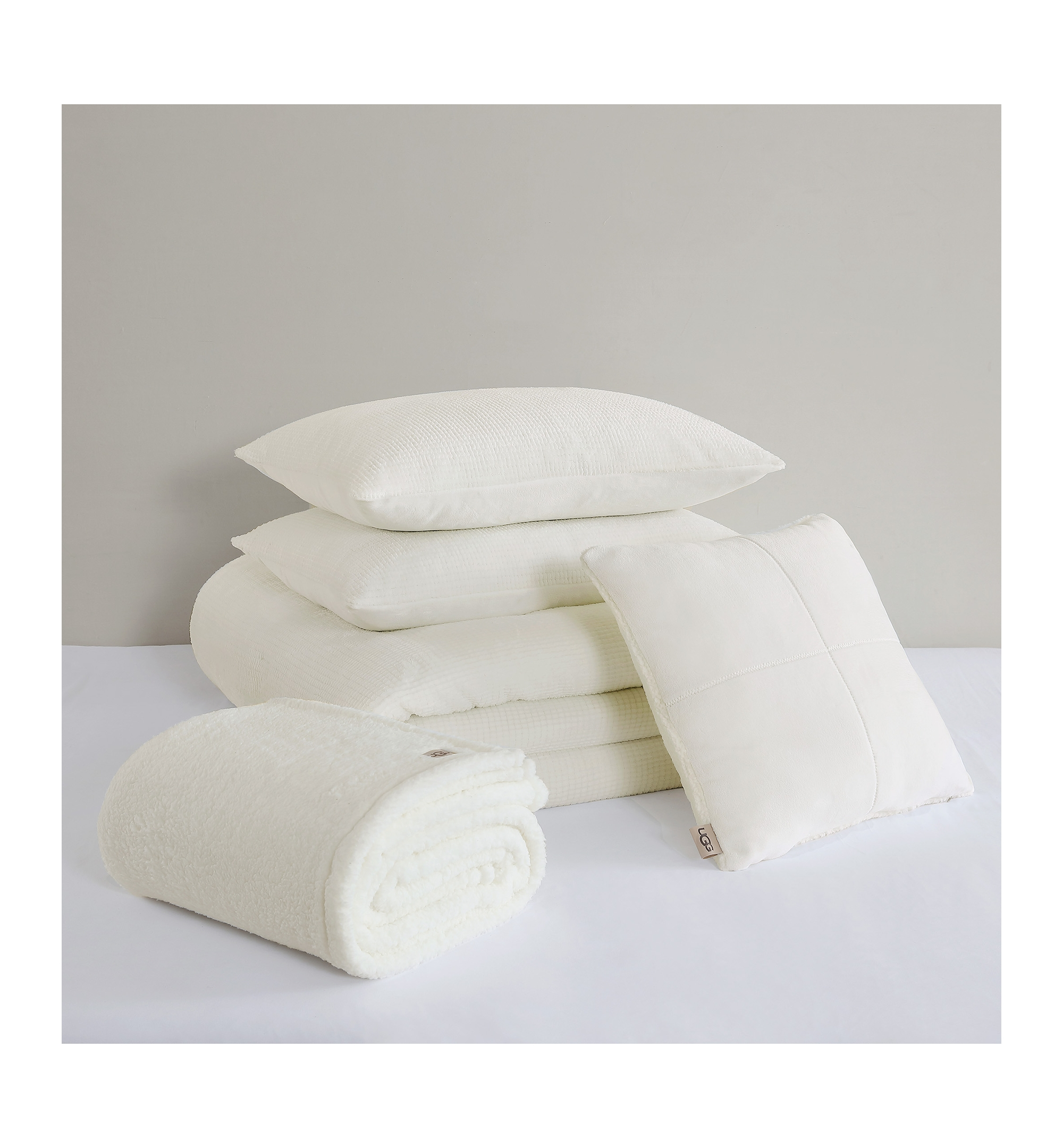 UGG® Brody Reversible Comforter Sets - Snow