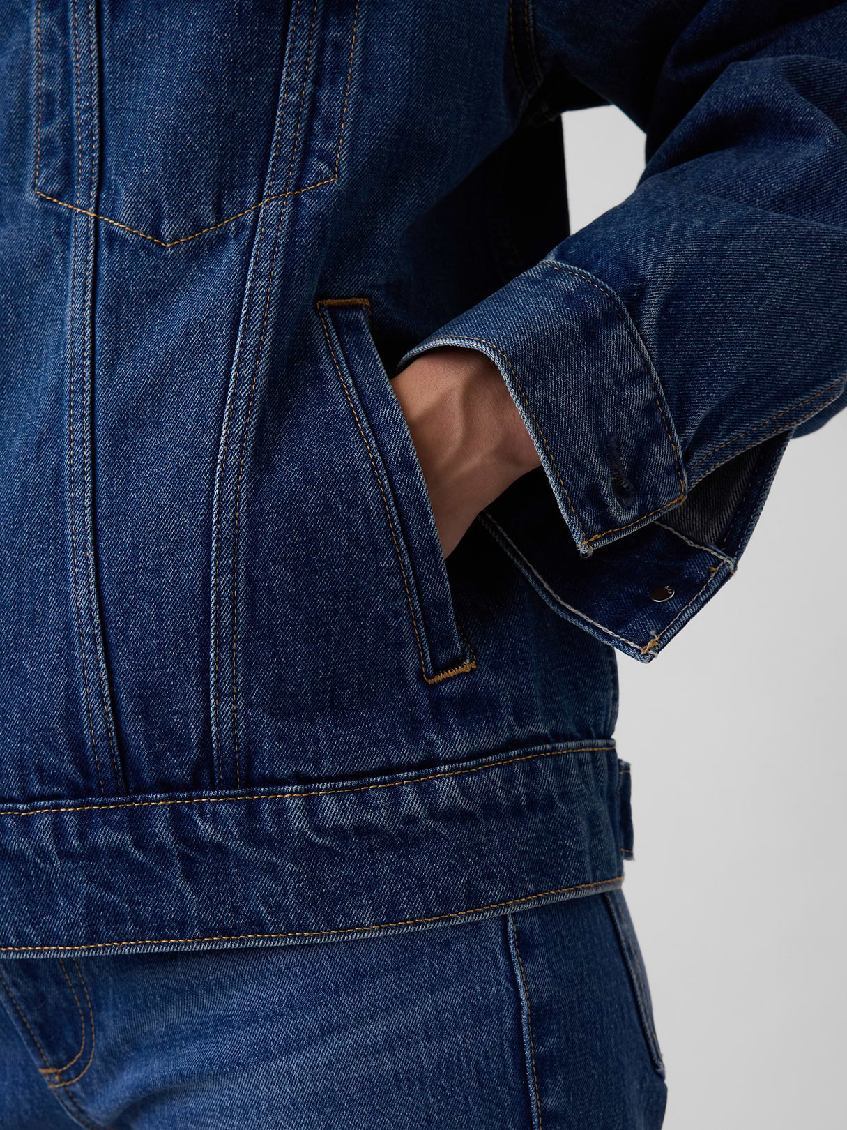 Oversized Icon Denim Jacket - Medium wash